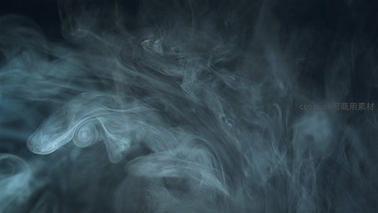 缥缈烟云在暗影中勾勒奇幻轮廓