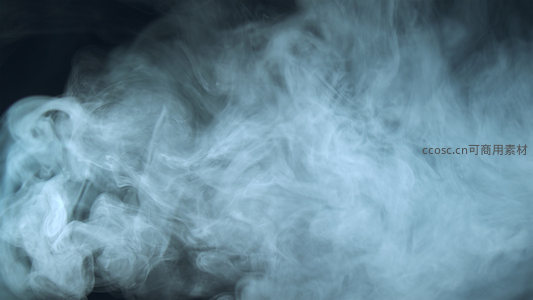 幽蓝烟雾弥漫的神秘空间