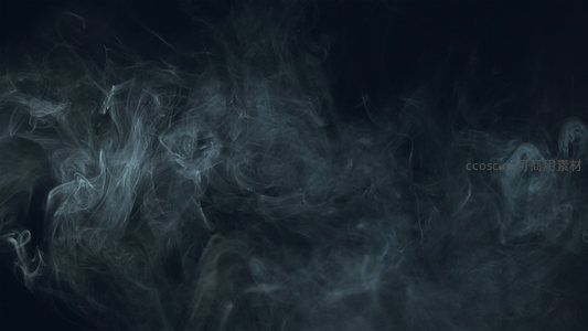 墨色背景中舞动的幽灵般烟雾