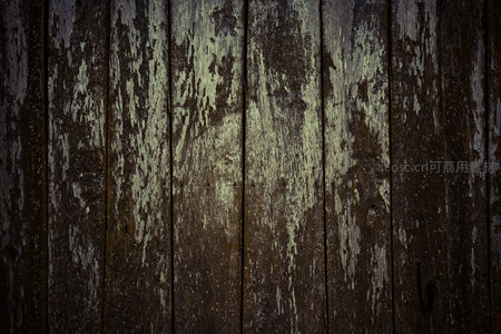暗调木纹墙面的质感特写