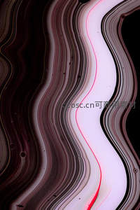 层叠波纹流体，暗夜中绽放霓虹之光