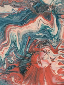 红蓝白旋涡交织的动态抽象画