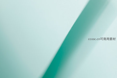 淡蓝与青绿斜线构图