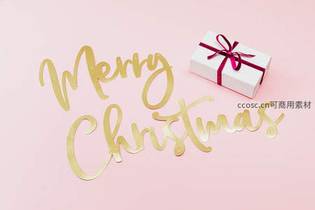 金色圣诞字样与礼盒摆拍