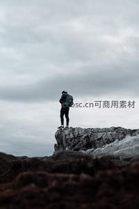 云端之巅，一人一世界