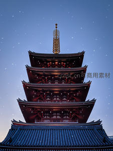 雪夜古塔，静谧庄严的东方神韵