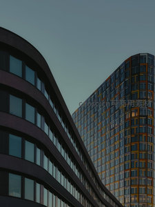 现代建筑曲线之美