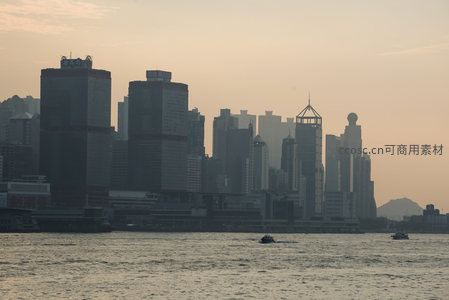尖沙咀对望港岛CBD金色薄暮