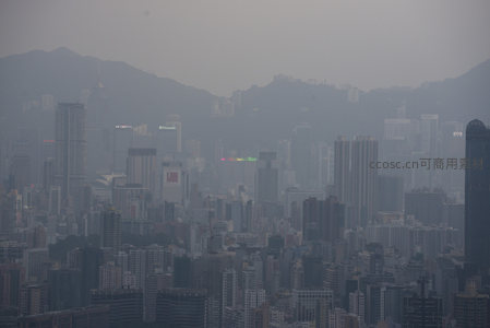 香港市区高楼森林在雾霾中渐隐的层次感航拍