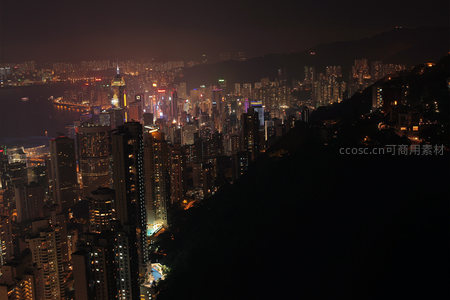 香港维港夜景航拍，灯火璀璨高楼林立山海相映